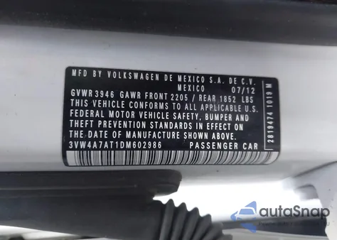 2013 Volkswagen Beetle Turbo из США, поврежденный, VIN 3VW4A7AT1DM602986